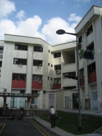Blk 301 Serangoon Avenue 2 (Serangoon), HDB 3 Rooms #283912